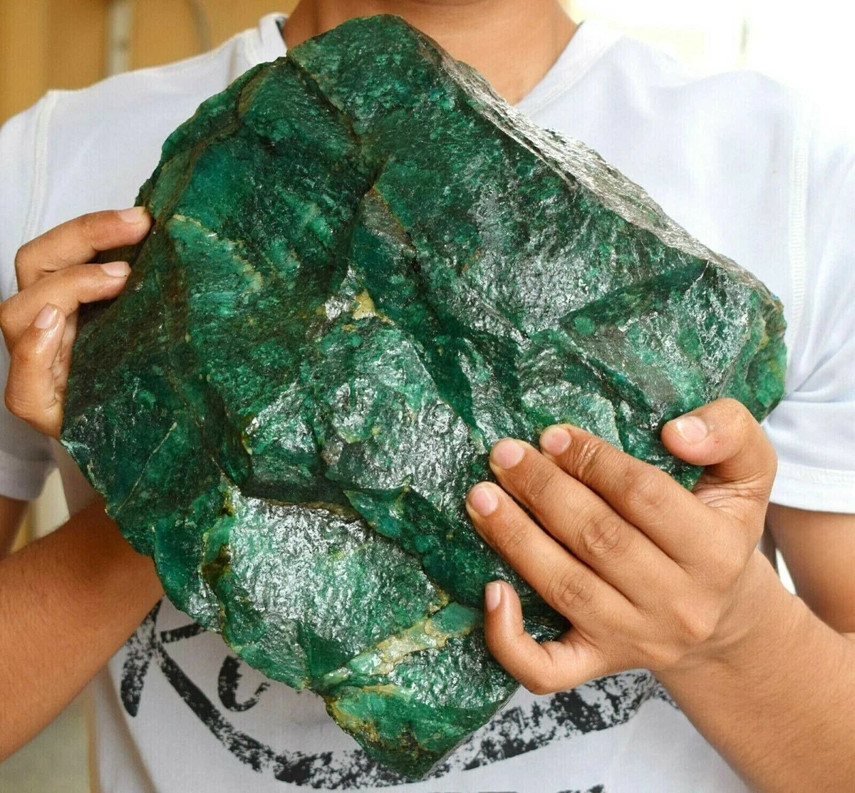 Natural emerald on sale