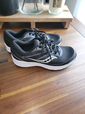 NEW Woman's Sneakers Athletic Shoes Saucony Versafoam Cohesion 13 size 10.5 