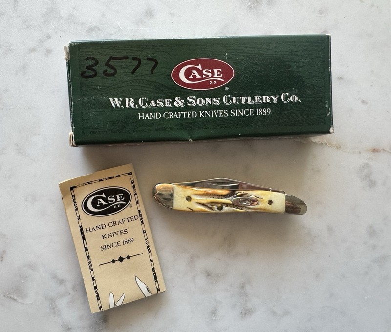 Case XX 2002  Bonestag Peanut 6.5220 SS Item 03577