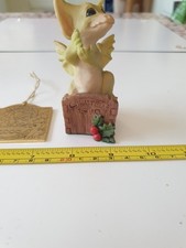 Pocket Dragon PUTTING ME ON THE TREE c/w Limited Edition Medallion Unboxed