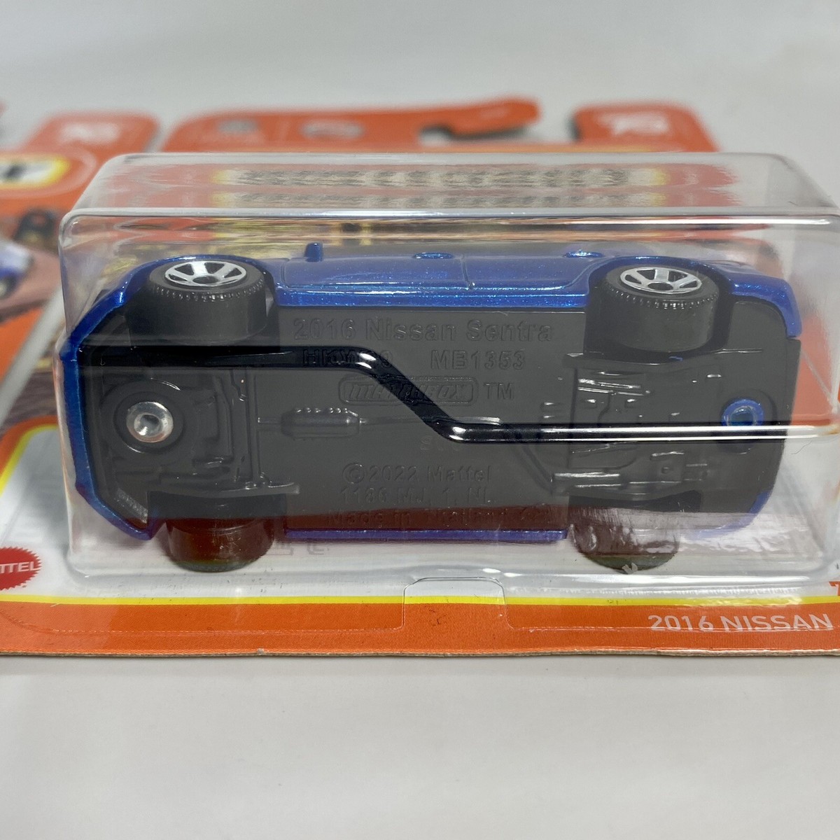 Matchbox 2016 Nissan Sentra 1:64 Scale Diecast 5 & 6-Spoke Wheel
