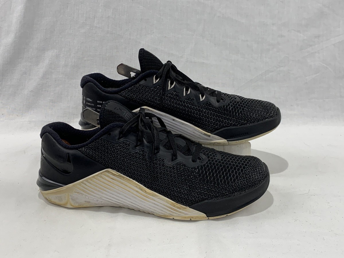 metcon 5 black and gold