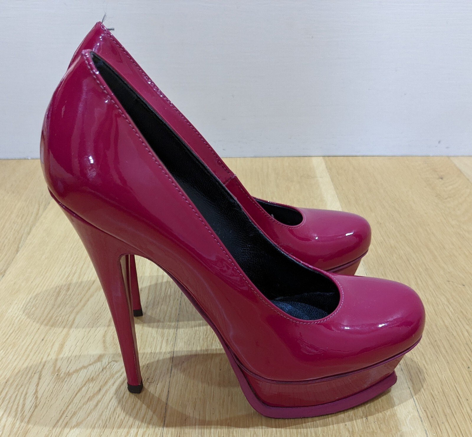 SAINT LAURENT YSL Tribtoo tacchi in pelle verniciata rosa EU 36 5 UK 3 5 ottime condizioni