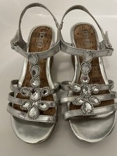 Bongo Girls Silver Metallic Jeweled Gemmed Cork Wedged Sandals Heels Size 5