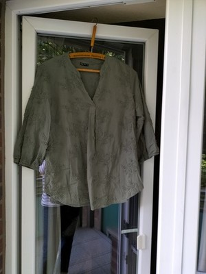 Laura Torelli ~ oliv/ Khaki farbene Damen Tunika M mit '' aufgesetzten '' Blumen 