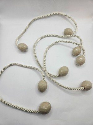 Set of 4 magnetic Curtain tiebacks Beige