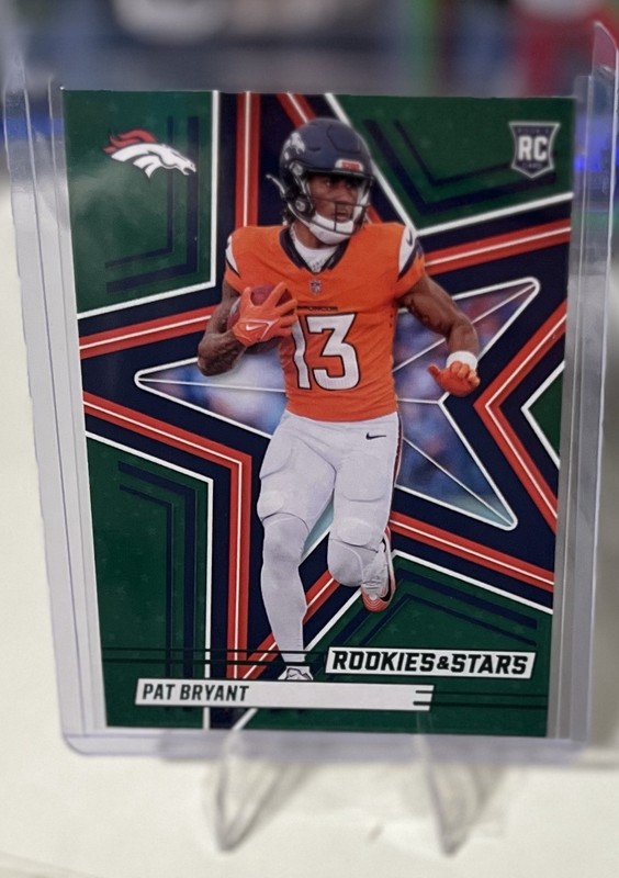 2025 Panini Rookies & Stars - Rookies Pat Bryant #168 Green (RC)