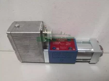 1PC Used MOOG Servo Valve D633-313B R16KO1M0NSM2 Fast delivery