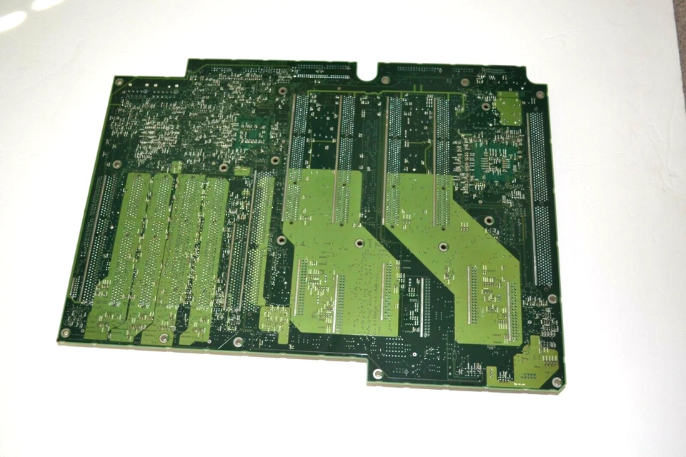 Compaq System Board for ProLiant DLS70G1 ,  168063-001 , 010391-001 - Image 3 of 4