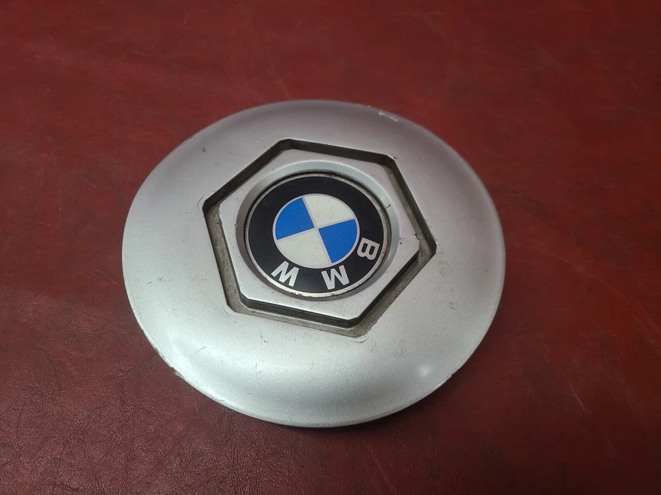 Tapacubos original BMW E32 E34 518g 518i 520i 524td 525i 525ix D=169 mm 36131180113 Foto 2 de 4