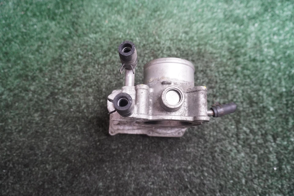 Hyundai Veloster 2014 2015 carrocería del acelerador del motor de 1,6 L fabricante original 95 k millas 351002B300 Foto 3 de 4