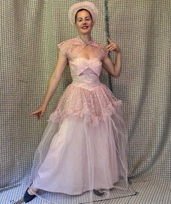 Vintage 50s Frothy Ballerina Pink Tulle Strapless Sweetheart Vintage 50s Frothy Ballerina Pink Tulle Strapless Sweetheart