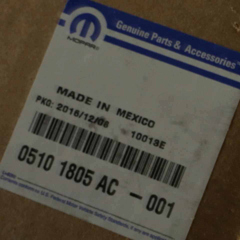 CHRYSLER PACIFICA 2004-2006 BOMBA DE COMBUSTIBLE UNIDAD DE NIVEL BOMBA SECUNDARIA MOPAR 5101805AC Foto 3 de 3
