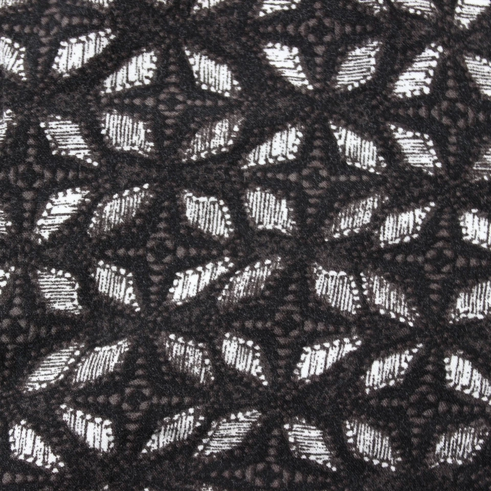 Maurices Women’s XL Black White Patterned Drawstring Shorts Rayon - Image 3 of 4