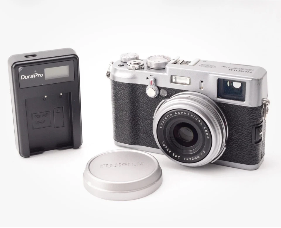 Fujifilm FinePix X100, photo 1 of 5