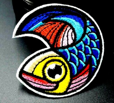 Bestickter Angelaufnäher - 6x6cm - zum Aufbügeln oder Aufnähen - Fisch / Fischer / Meer