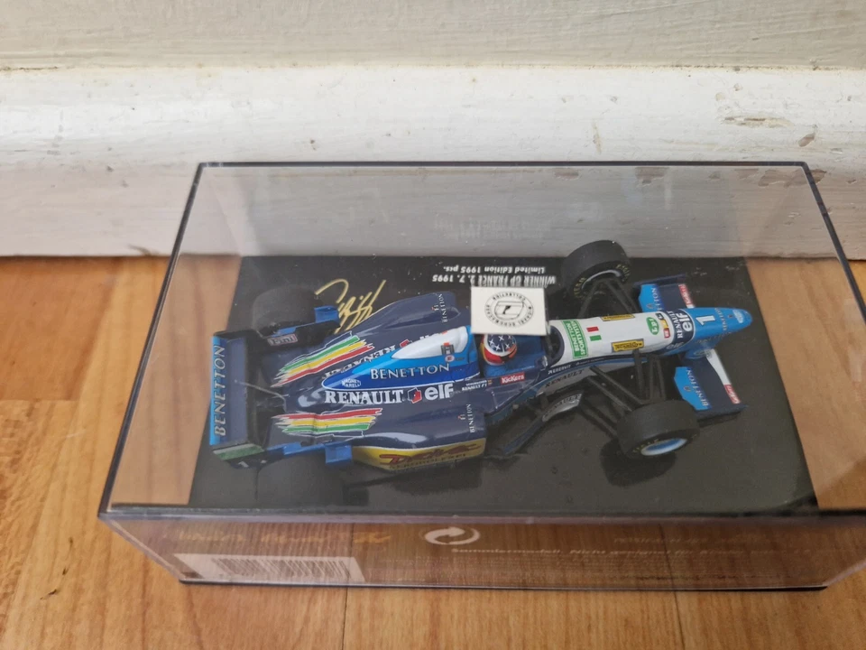 MINICHAMPS 1/43 BENETTON RENAULT B195 MICHAEL SCHUMACHER FRANCE GP WINNER 1995 - Image 3 of 3