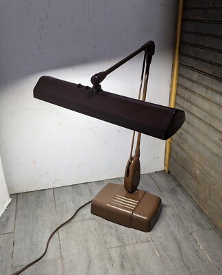 Vintage Dazor Floating Articulating Work Lamp Drafting Desk Light Vintage Dazor Floating Articulating Work Lamp Drafting Desk Light