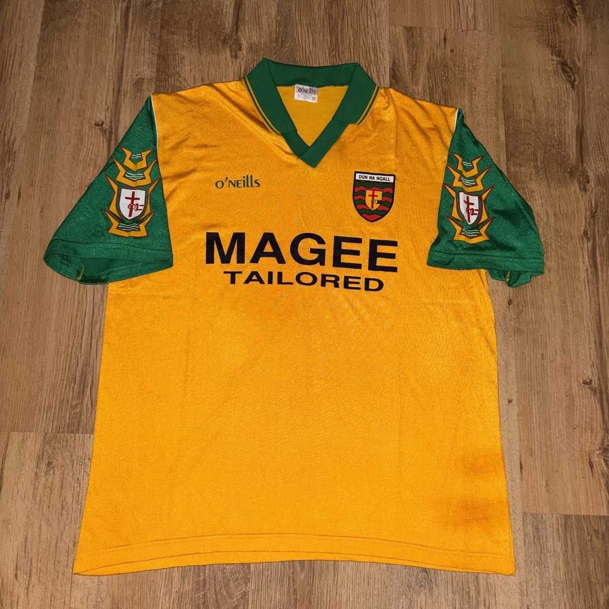 Co Dublin Ireland GAA Gaelic Football Large Mans Tight Fit 3 In A Row