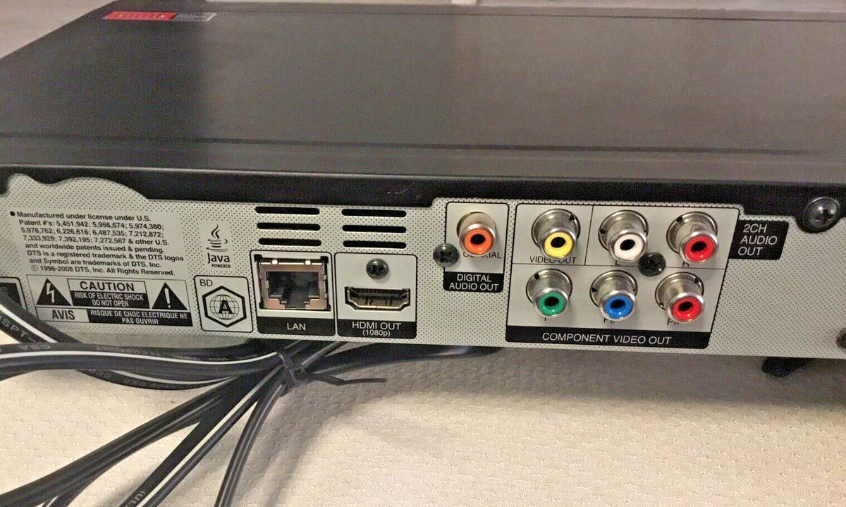 LG SMART BLU-RAY DVD PLAYER BD550 WORKING HDMI CABLE/ETHERNET