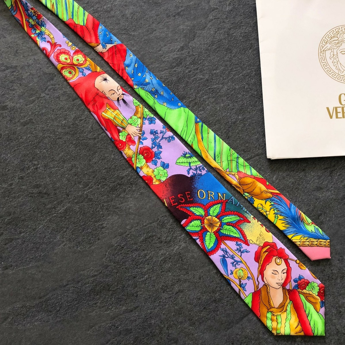 GIANNI VERSACE COUTURE silk tie Chinese Ornaments print purple