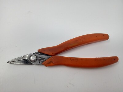 5 1/2 inch Needle Nose Pliers E.P.E Corp Manchester NH USA
