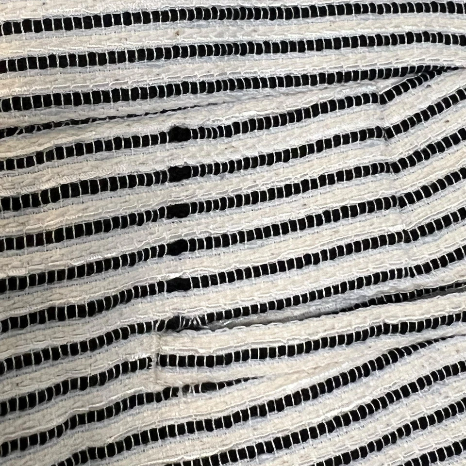 Saint Tropez West Shorts Womens Sz 6 Horizontal Pinstripe Tab Waist Tweed - Image 3 of 4