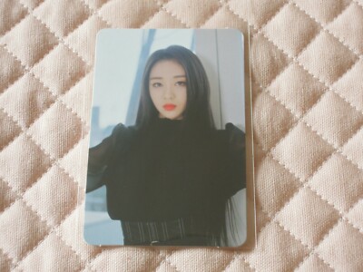 Monthly Girl LOONA 1st Mini Album Repackage X X Photocard *READ