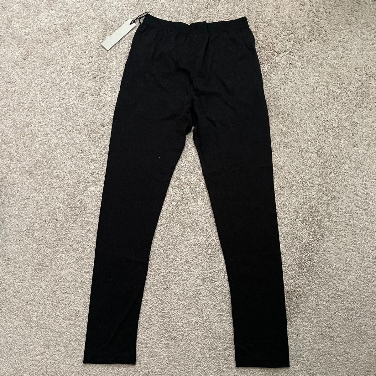 FEAR OF GOD スリムフィット ブラックパンツ FEAR OF GOD スリムフィット ブラックパンツ