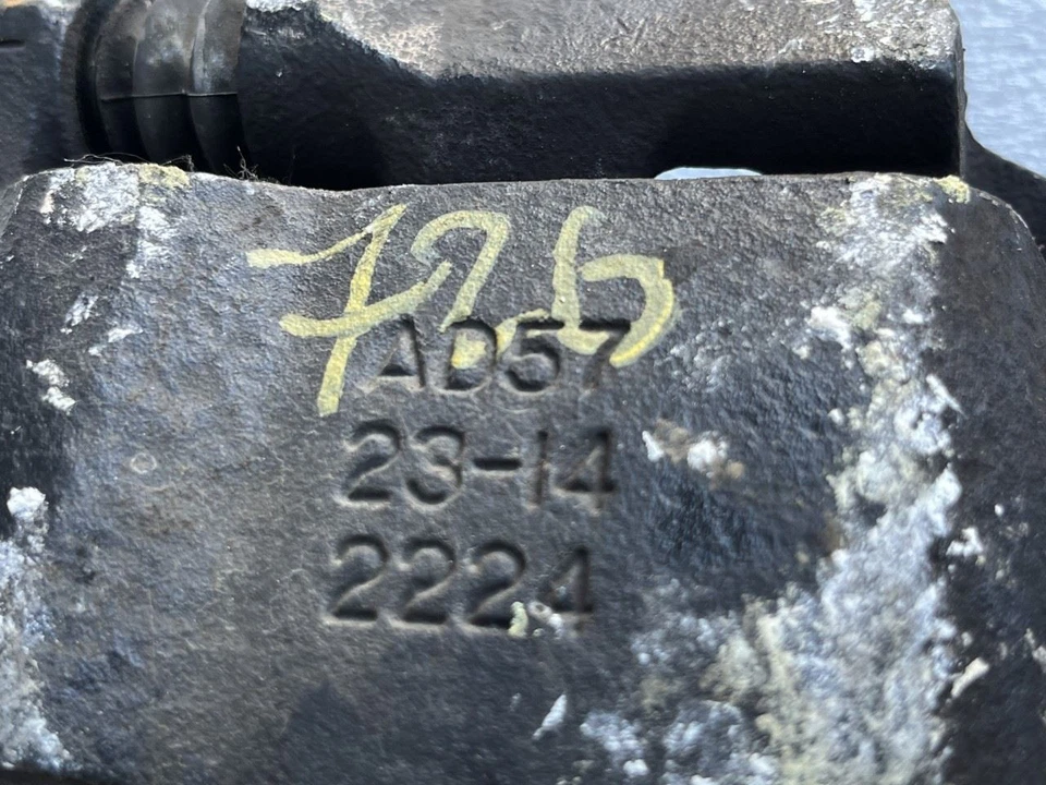 Honda Accord 1994 sedán lado del conductor izquierdo pinza de freno delantera Foto 3 de 4