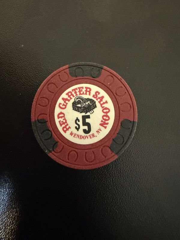 $5 Red Garter Wendover Nevada Casino Chip Larger Inlay Design