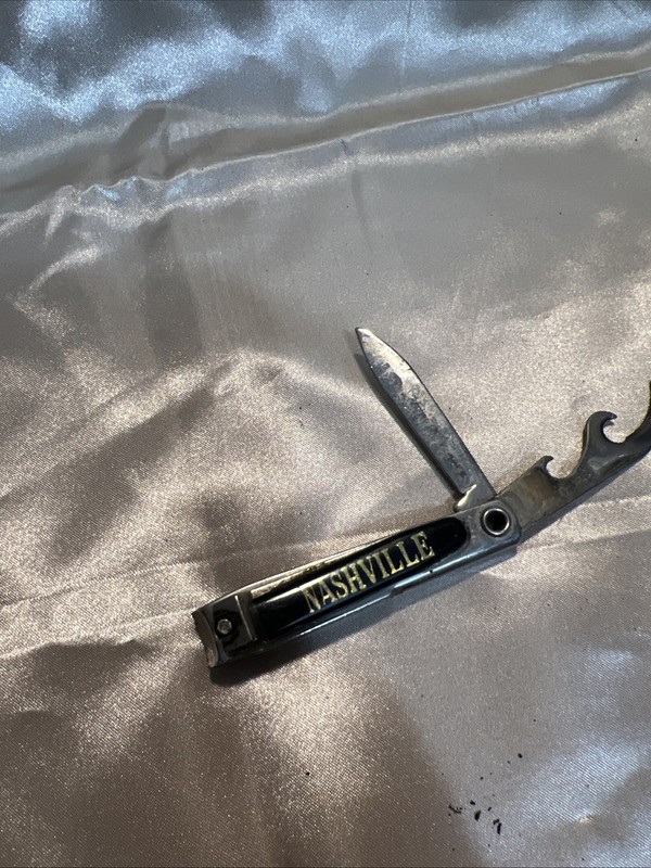 Nashville Fingernail Clippers Vintage