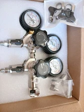 HILANGSAN DUAL OUTPUT CO2 REGULATOR