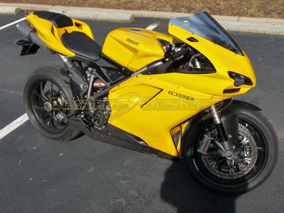 Panel de cubierta de carenado inferior para panel de vientre Ducati 1098 848 1198 100 % fibra de carbono Foto 2 de 4