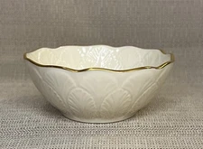 4.5” VINTAGE Lenox Greenfield Dish 24k Gold Trim Bowl Sculpted Leaves~ USA EUC