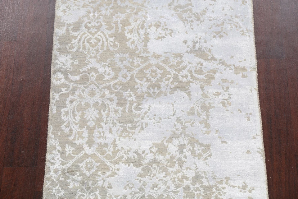 Versace Design Art & Craft SILVER/ BEIGE Runner Rug Wool/ Silk Hand-knotted 3x10 - Image 4 of 4