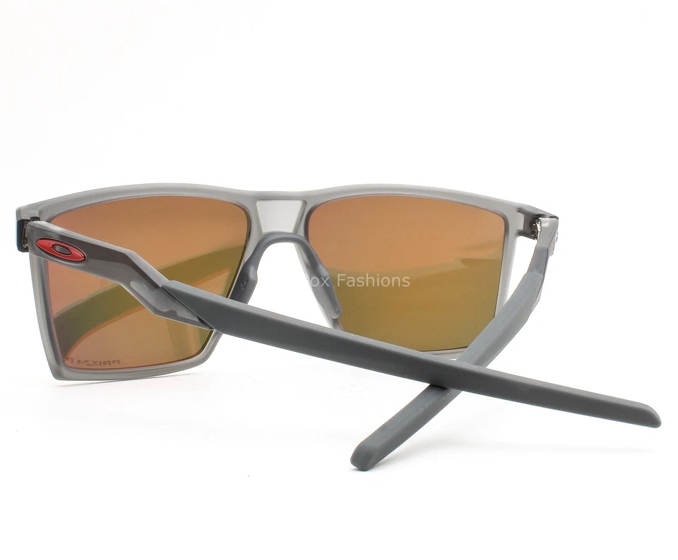 Oakley Futurity OO9482-0457 Sunglasses Satin Gray Prizm Ruby Polarized w/Pouch - Image 3 of 4