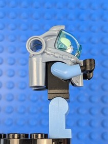 Lego Super Heroes: Batman II: Mr. Freeze - Medium Blue sh0049 Set 76000