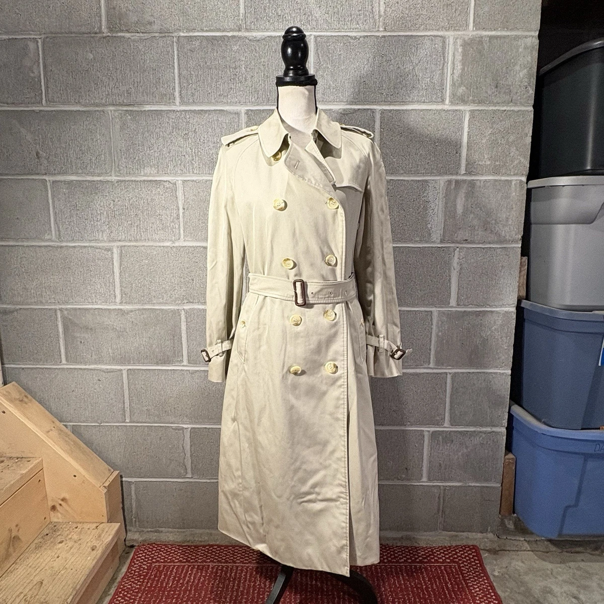 25+ Vintage Burberry Trench Coat In Women's Coats & Jackets for