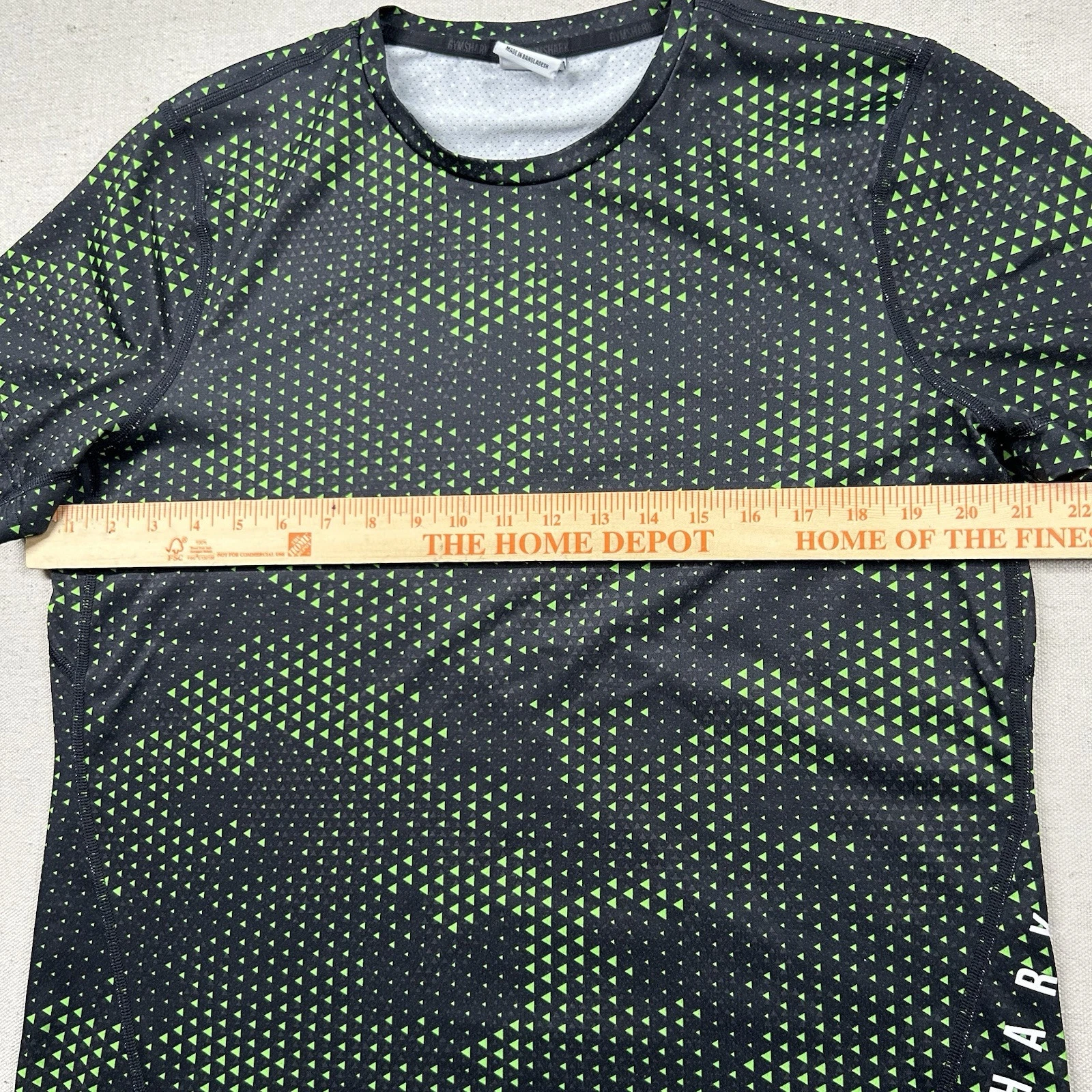 gymshark geometric stretch performance gym workout shirt