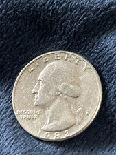 1982 DD 25cents  obverse filled mint mark 