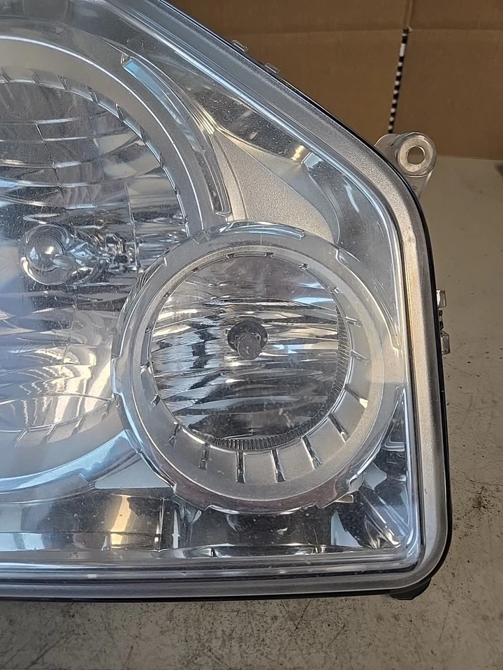2010 JEEP LIBERTY Driver Headlight Chrome Bezel 51128C Foto 3 de 4