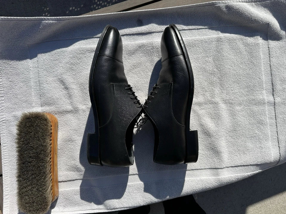 Zapatos de vestir Louis Vuitton de cuero taiga negros para hombre talla LV 9,5 EE. UU. talla 10,5 Foto 3 de 4