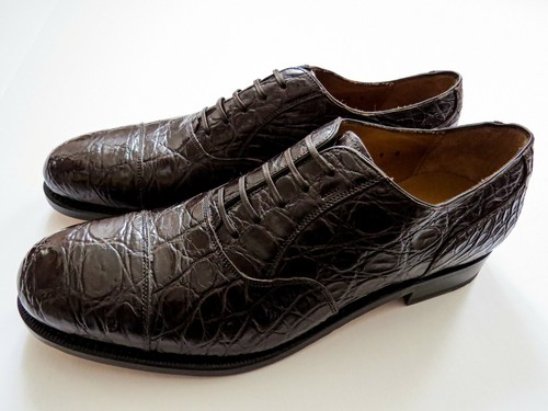 SALVATORE FERRAGAMO Brown Crocodile 