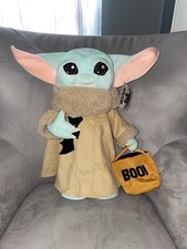 Star Wars DISNEY The Child Baby Yoda Grogu The Mandalorian HALLOWEEN GREETER