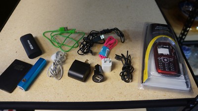 LOT OF USB CHARGE ADAPTERS 10 PLUS SPRINT PHONE COVER LGLX280 PHONE