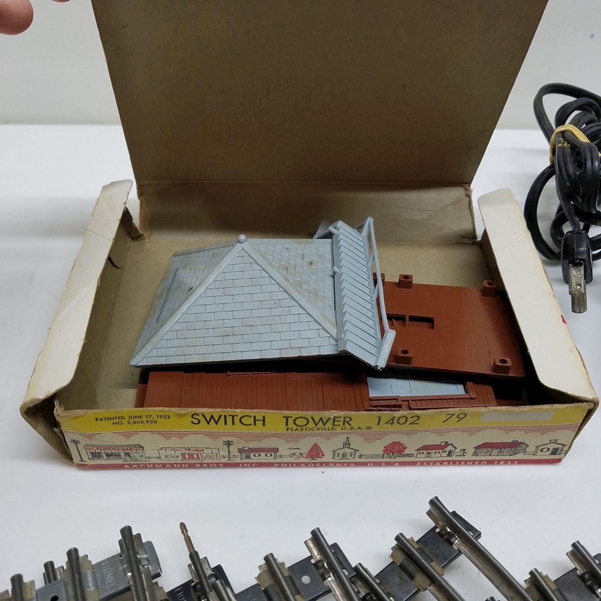 Model Train Tracks, Transformers, Switch Tower UNTESTED FOR PARTS