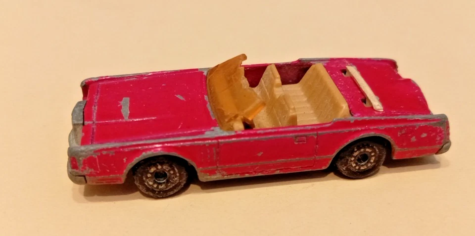 Matchbox 1:64 Macchinina Automobilina Superfast Lincoln Continental 1979 - Immagine 2 di 4
