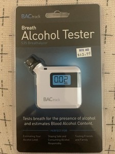BACtrack BT-S35 Electronic Breathalyzer