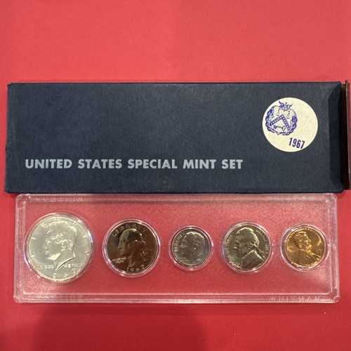1967 SMS Uncirculated Mint BU coin set In New Whitman Case With Box As Shown